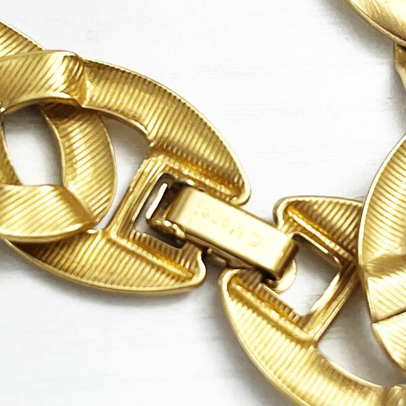 Monet Vintage Brushed Gold Link Collar Necklace - Picture 6 of 7